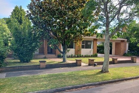 Photo of property in 33 Ihaka Street, Hokowhitu, Palmerston North, 4410