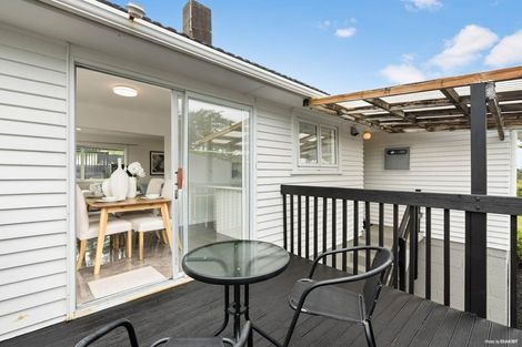 Photo of property in 230 Sunset Road, Windsor Park, Auckland, 0632