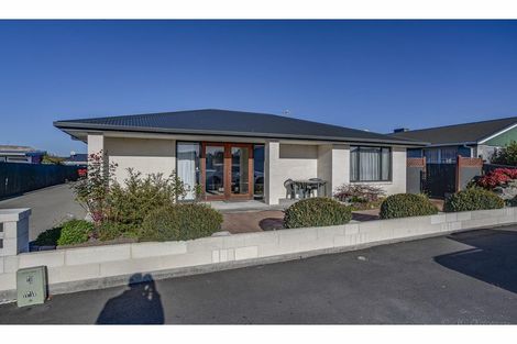 Photo of property in 1/74 Elizabeth Street, Seaview, Timaru, 7910