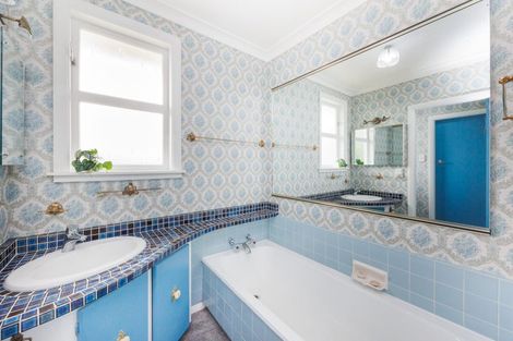 Photo of property in 10 Marsden Place, Awapuni, Palmerston North, 4412