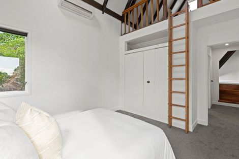 Photo of property in 20 Shakespeare Road, Bastia Hill, Whanganui, 4500