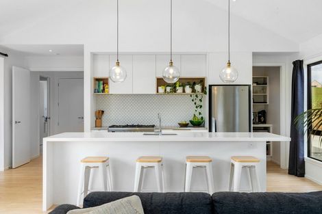 Photo of property in 4 Polperro Court, Jacks Point, Queenstown, 9371