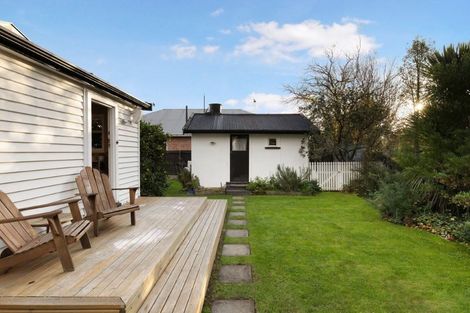 Photo of property in 35 Winters Road, Redwood, Christchurch, 8051
