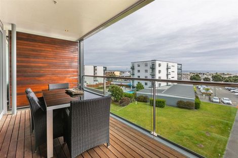 Photo of property in 408c/14 West Quay, Ahuriri, Napier, 4110