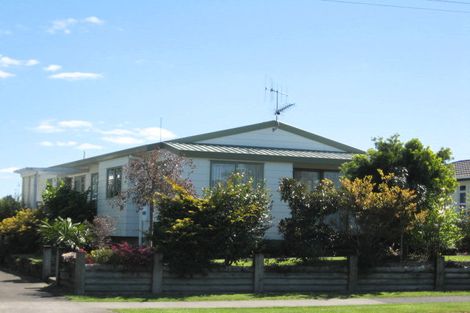 Photo of property in 45 Hakanoa Street, Huntly, 3700