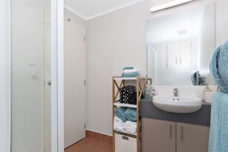 Photo of property in Capri Apartments, 5 The Mall, Mount Maunganui, 3116