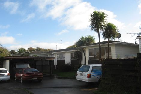 Photo of property in 2/39 Archmillen Avenue, Pakuranga Heights, Auckland, 2010