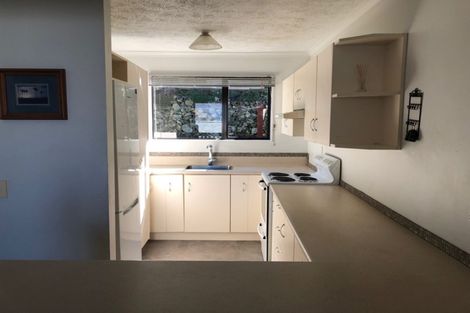 Photo of property in 2/28 Sainsbury Road, Fernhill, Queenstown, 9300