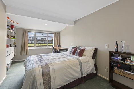 Photo of property in 10 Bandon Grove, Bell Block, New Plymouth, 4312