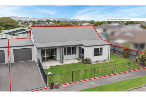 Photo of property in 2/49 Castletown Place, New Brighton, Christchurch, 8083