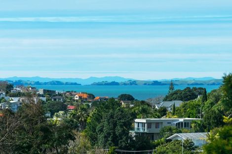 Photo of property in 1 Stitchbird Close, Murrays Bay, Auckland, 0630