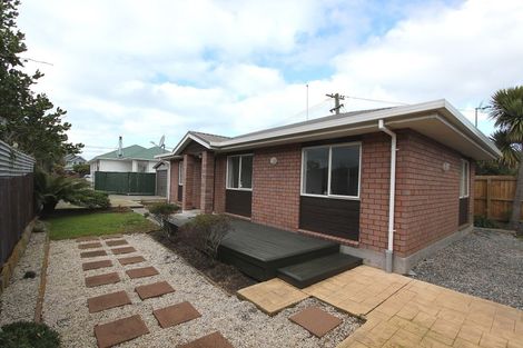 Photo of property in 114a Pine Avenue, South New Brighton, Christchurch, 8062