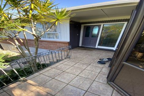 Photo of property in 1/214 Bleakhouse Road, Mellons Bay, Auckland, 2014
