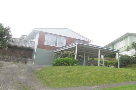 Photo of property in 243a Dowse Drive, Maungaraki, Lower Hutt, 5010
