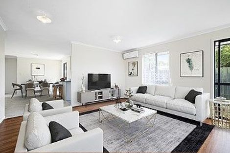 Photo of property in 1 Ranch Place, Pukekohe, 2120