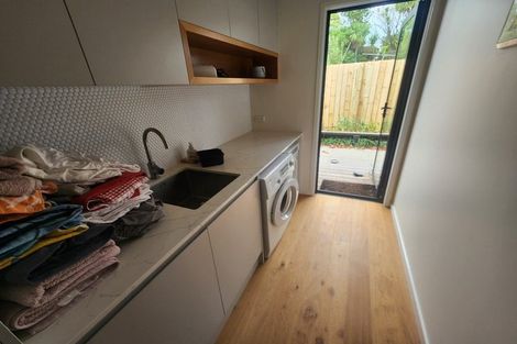 Photo of property in 11 Laing Crescent, Heathcote Valley, Christchurch, 8022