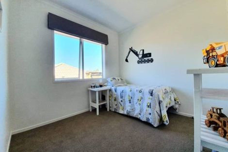 Photo of property in 55 Inverness Drive, Pyes Pa, Tauranga, 3112