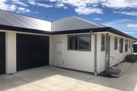 Photo of property in 2/138 Geraldine Street, Edgeware, Christchurch, 8013