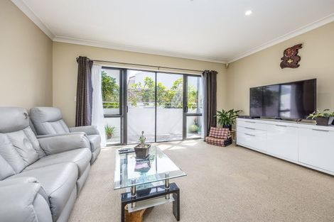 Photo of property in 8/128 Stancombe Road, Flat Bush, Auckland, 2016