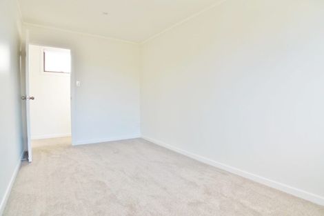 Photo of property in 192 Henderson Valley Road, Henderson, Auckland, 0612