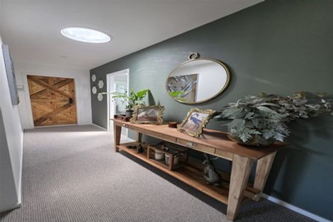 Photo of property in 36 Manaia Road, Tairua, 3508