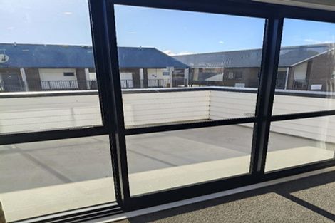 Photo of property in 7b Phillip Street, Johnsonville, Wellington, 6037