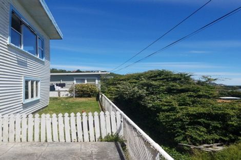 Photo of property in 6 Carlisle Street, Island Bay, Wellington, 6023