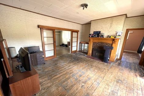 Photo of property in 11 Halsey Street, Clinton, 9534