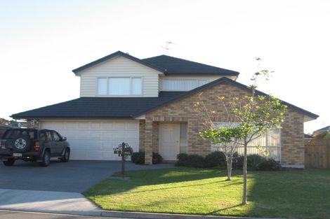 Photo of property in 9 Ashkirk Place, Wattle Downs, Auckland, 2103