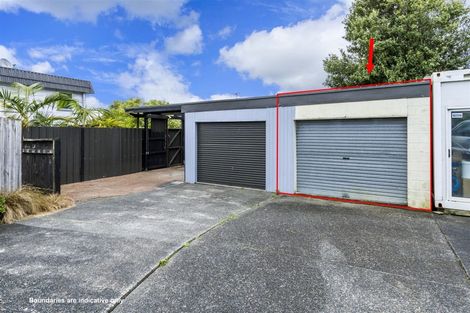 Photo of property in 2/3 Lambrown Drive, Totara Vale, Auckland, 0629
