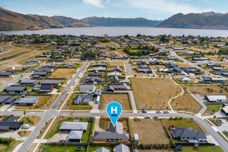 Photo of property in 8 Dingle Street, Lake Hawea, Wanaka, 9382