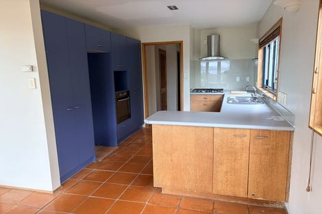 Photo of property in 1/83 East Coast Road, Castor Bay, Auckland, 0620