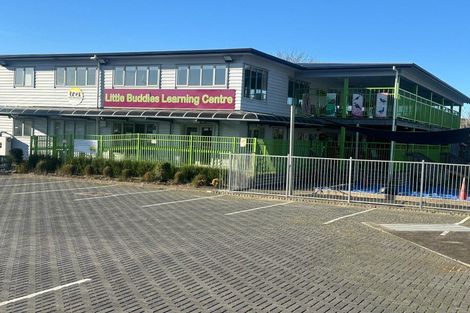 Photo of property in 56-58 Somerset Road, Mount Roskill, Auckland, 1041