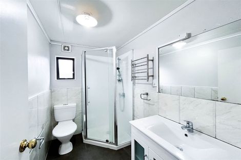 Photo of property in 33b Hamilton Road, Papatoetoe, Auckland, 2025