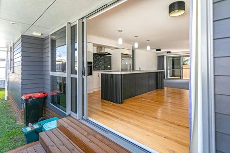 Photo of property in 35 Mary-ellen Place, Coromandel, 3506