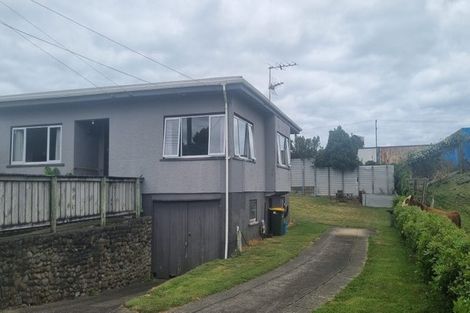 Photo of property in 61 Burns Street, Hawera, 4610