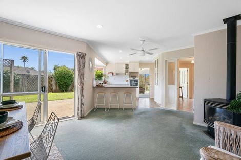 Photo of property in 27 Montego Drive, Papamoa Beach, Papamoa, 3118