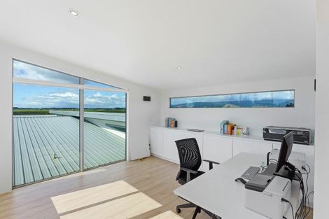 Photo of property in 78 Sims Road, Te Horo Beach, Otaki, 5581