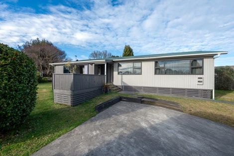 Photo of property in 43 Dickens Street, Owhata, Rotorua, 3010