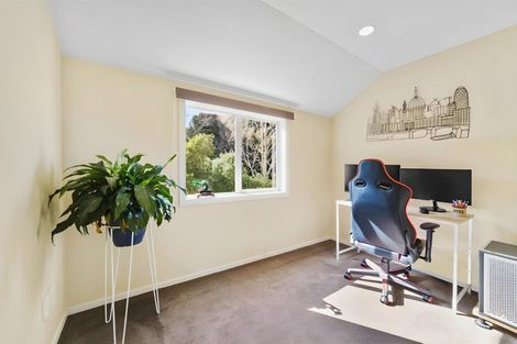 Photo of property in 25 Omar Street, Khandallah, Wellington, 6035