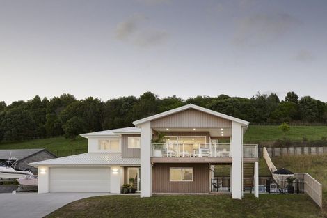 Photo of property in 45 Lakeside Terrace, Omokoroa, 3114