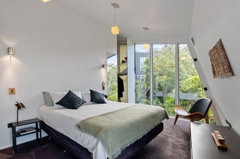 Photo of property in 64a Orangi Kaupapa Road, Northland, Wellington, 6012