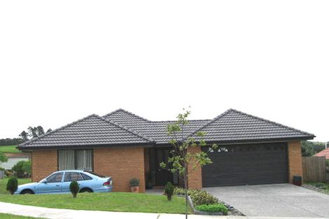 Photo of property in 12 Chadlington Avenue, Henderson, Auckland, 0612
