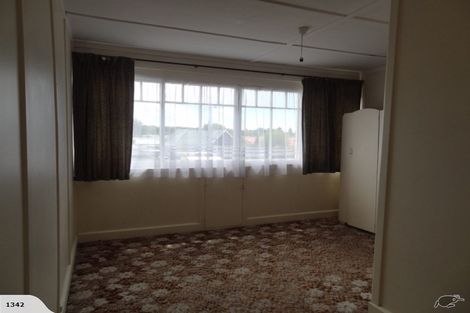 Photo of property in 1/160 Edgeware Road, Edgeware, Christchurch, 8013