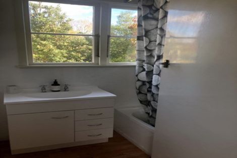 Photo of property in 28 Oruatua Avenue, Tauranga Taupo, Turangi, 3382