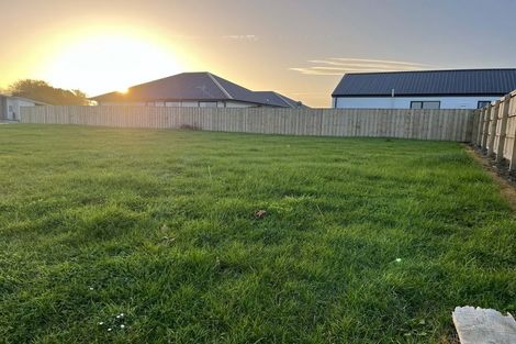 Photo of property in 18 Hanmer Crescent, Rangiora, 7400