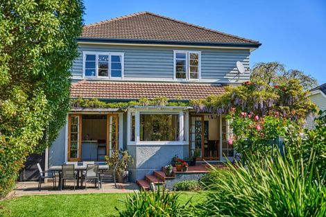 Photo of property in 5 Marina Grove, Hutt Central, Lower Hutt, 5010