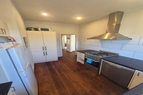 Photo of property in 7 Crawford Road, Kilbirnie, Wellington, 6022