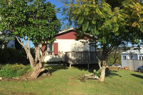 Photo of property in 15 Tui Grove, Paihia, 0200