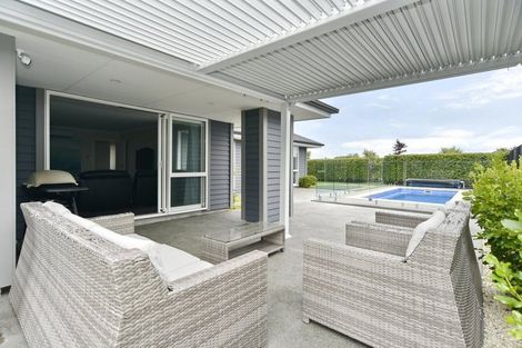 Photo of property in 56 Watkins Drive, Rangiora, 7400